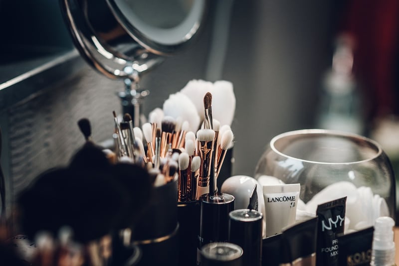Makeup brushes